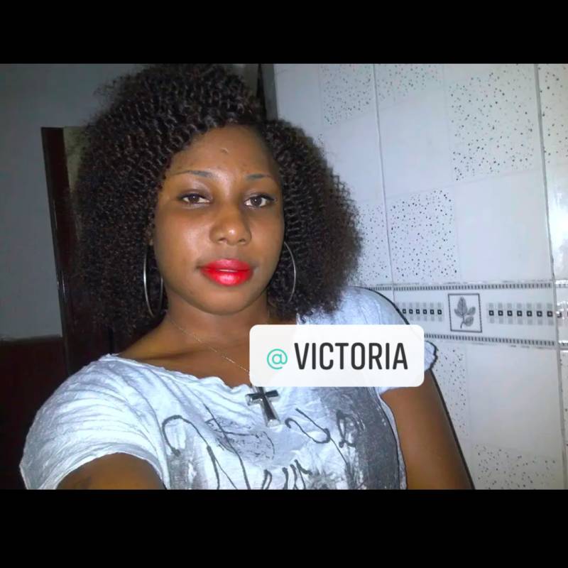 Victoria, 19, Mymenshig