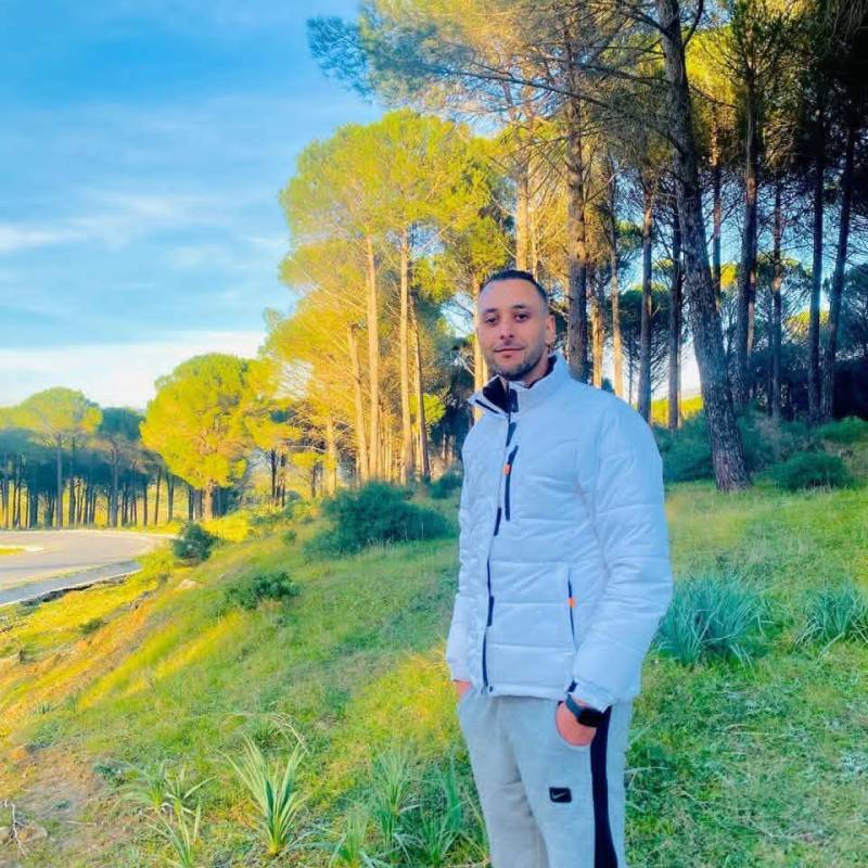 Hama, 34, Rawabi area
