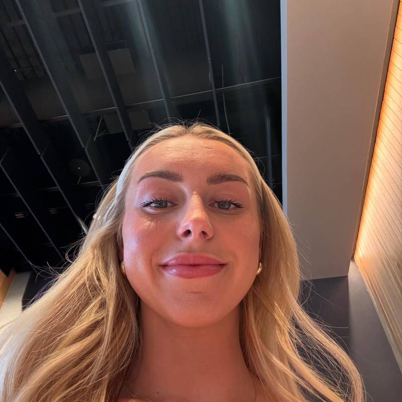 Madison, 26, Boumredes