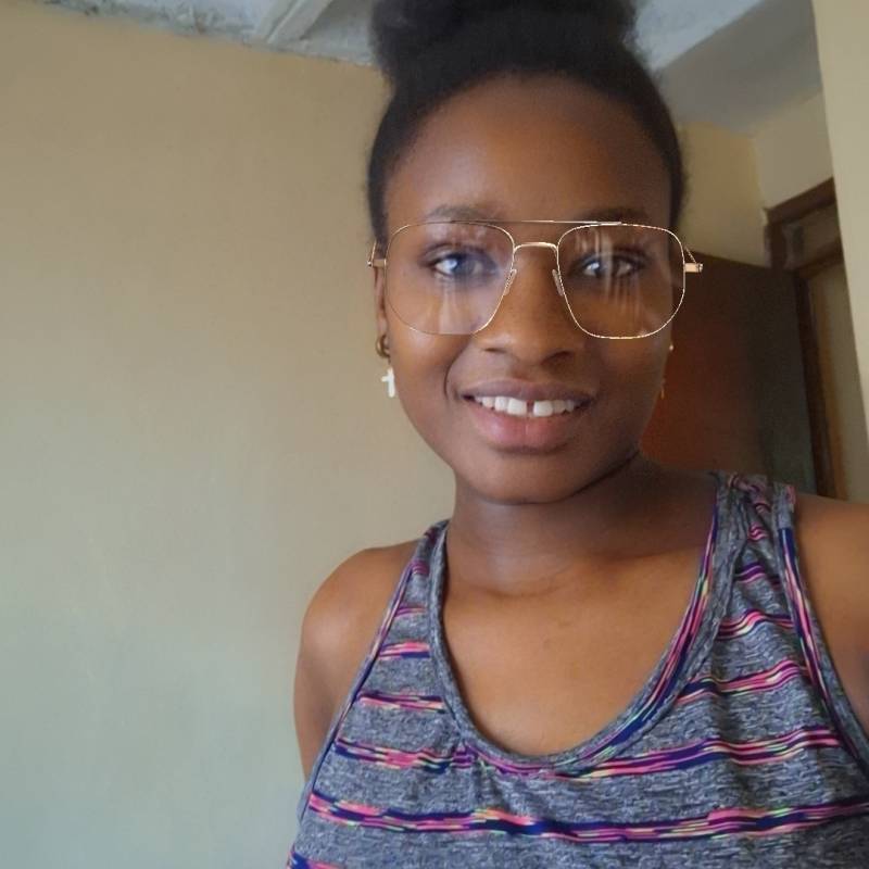 Mina, 30, Belgium