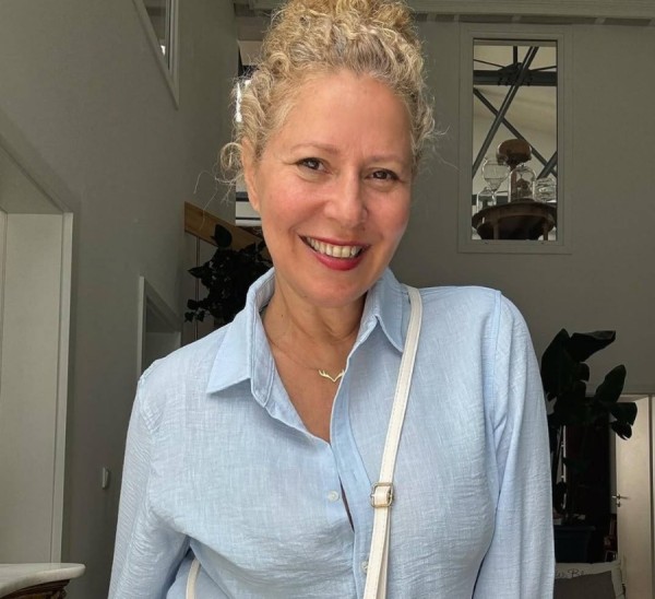 Asta, 54, USA los angels