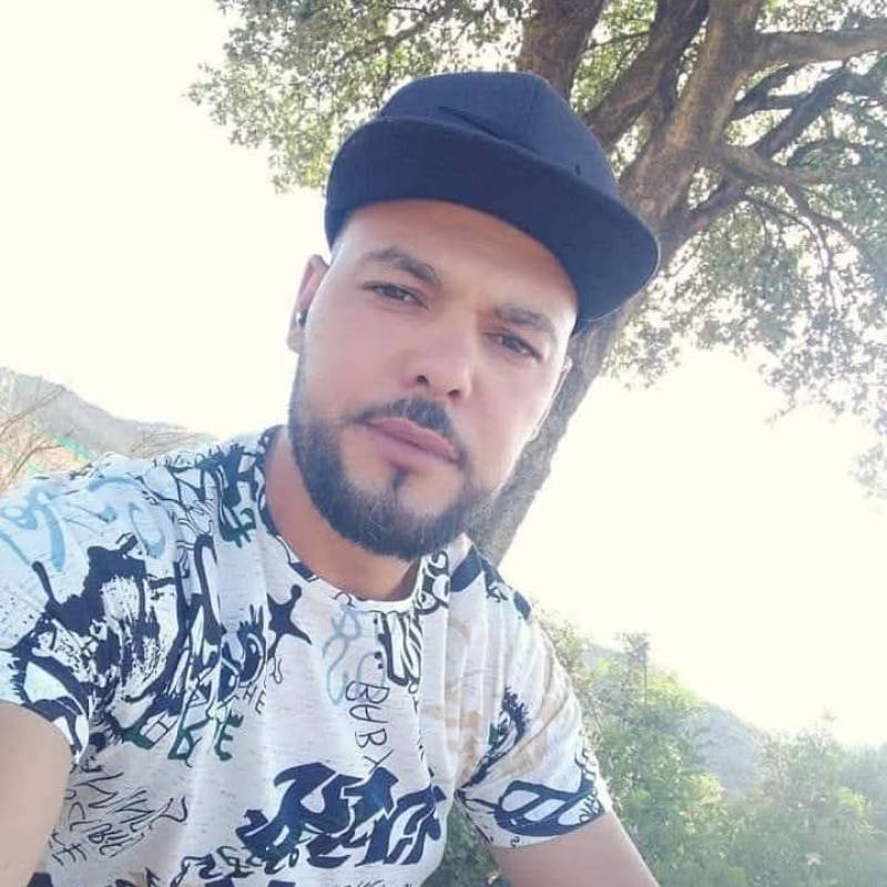 Abdou, 33, Sofia