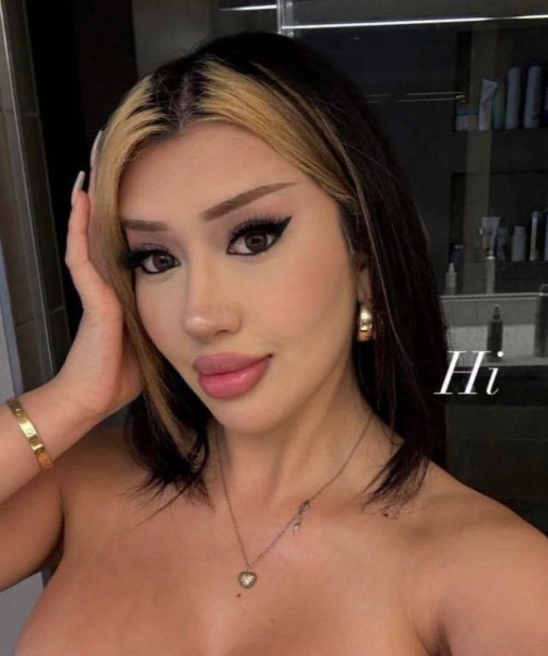 Clara, 29, New York