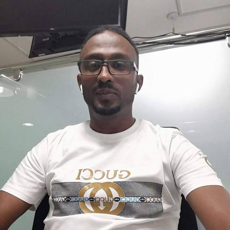 Inesta, 38, Zurich