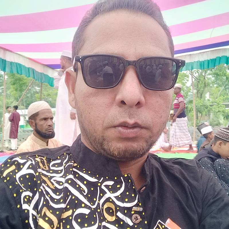 Babul, 36, Victorville California