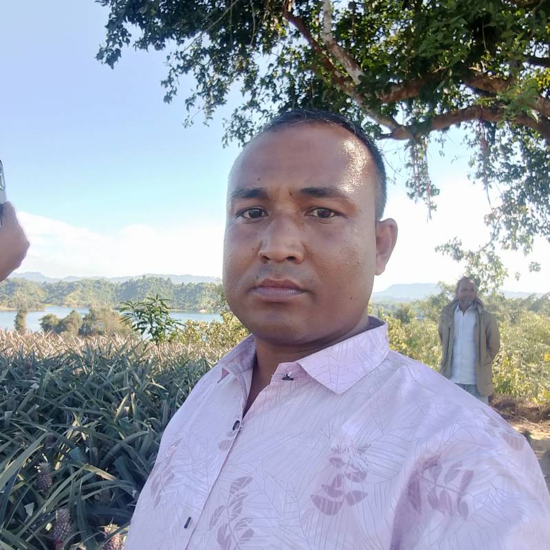 Liton chandra, 40, Spain