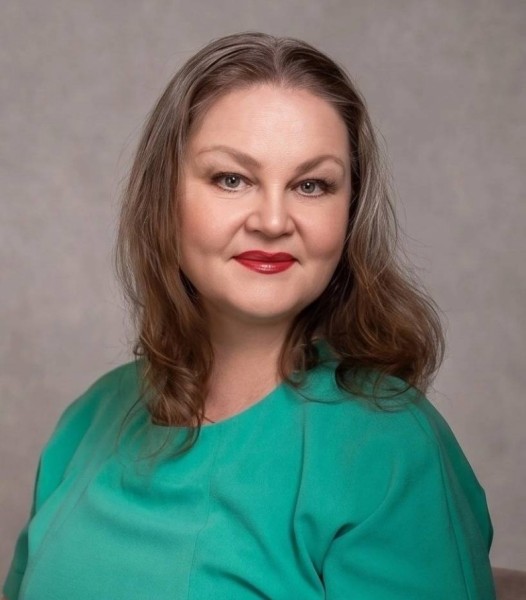 Lady, 52