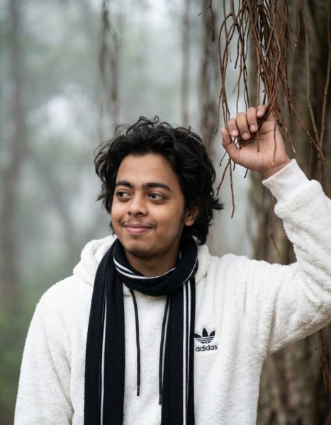 Anas, 21, Lakeland FL