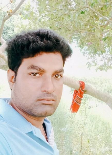 Atoney, 34, Madagascar