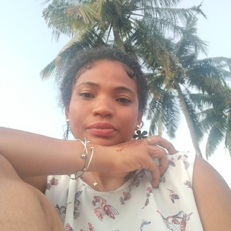 Zina, 34, Palestiana gaza