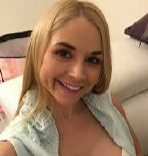 bella, 40, Porto novo