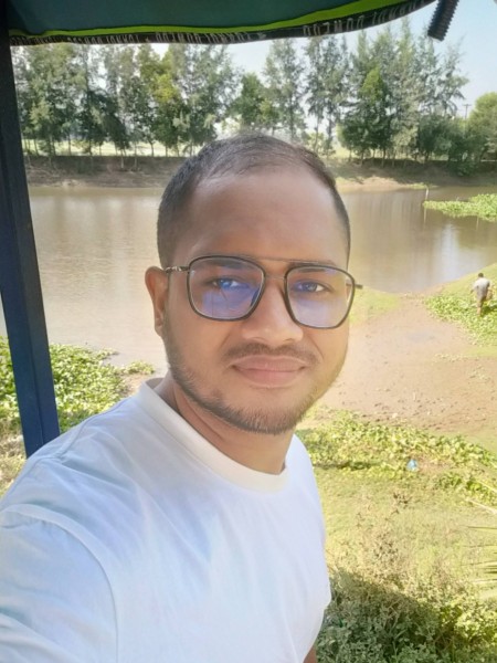 MD Alamgir, 29, Any County