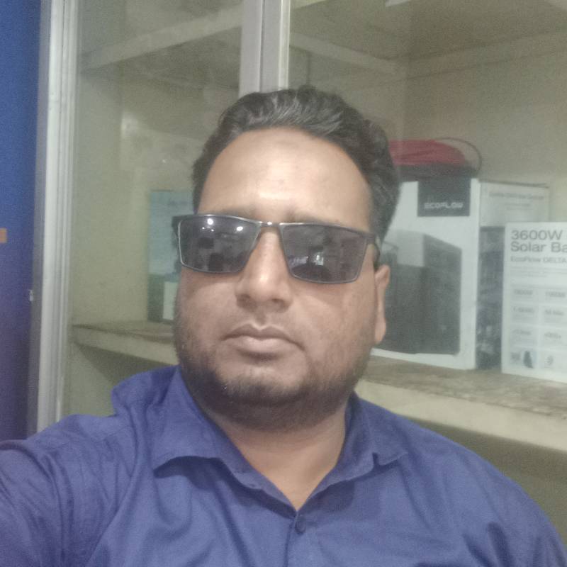 Abir, 36, Banner Illinois