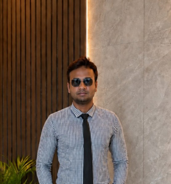 Max Mahmud, 28, Amsterdam