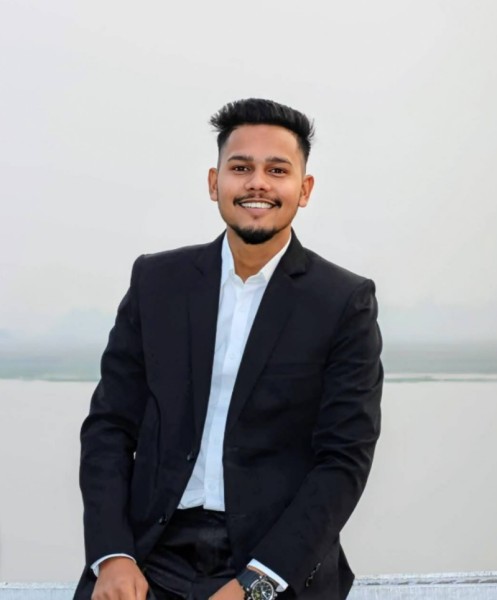 Arif, 25, nogha