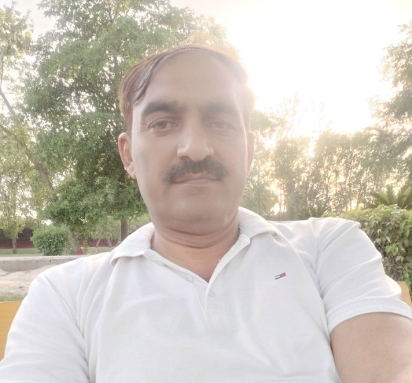 Jawad, 42, Frankfurt