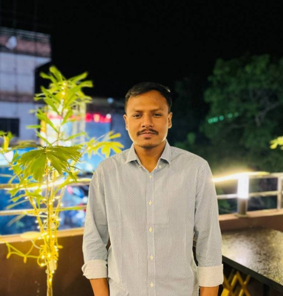 Shakib, 26, iowa