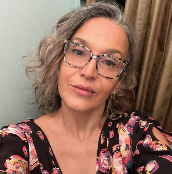 Kate, 58, Norshingdi Dhaka Bangladesh