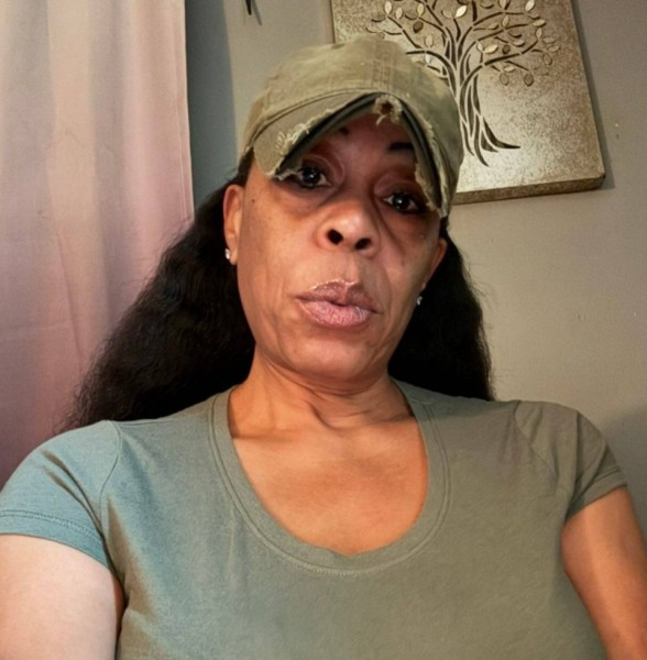allison, 50, Canada