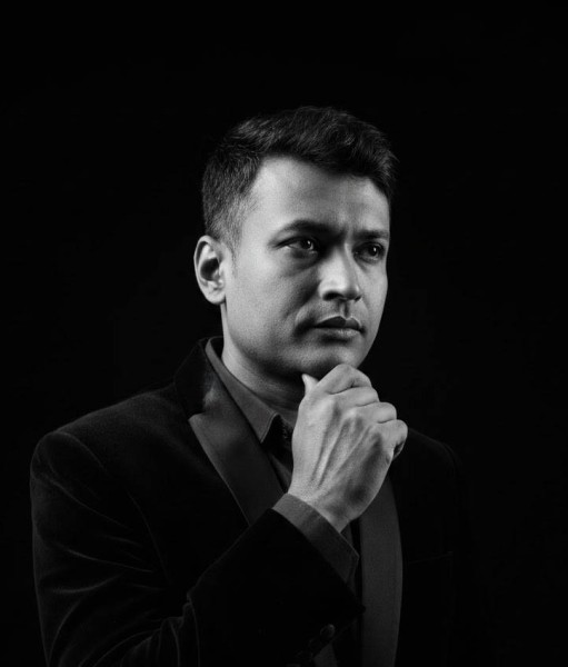 Mehedi, 37, Daulatkandi station