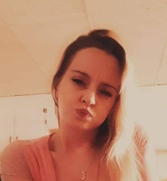 AngelaWhitfield, 31, Sharja