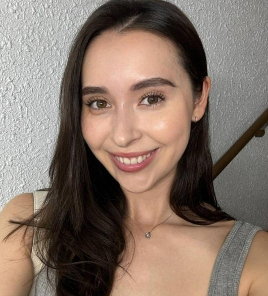Luna, 36, GERMANY