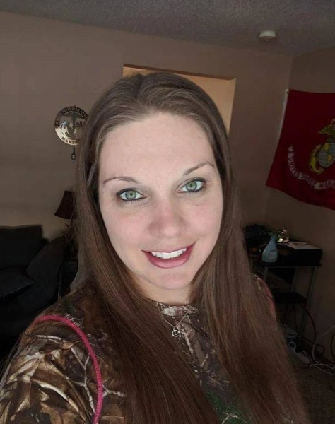 Laura, 39, B