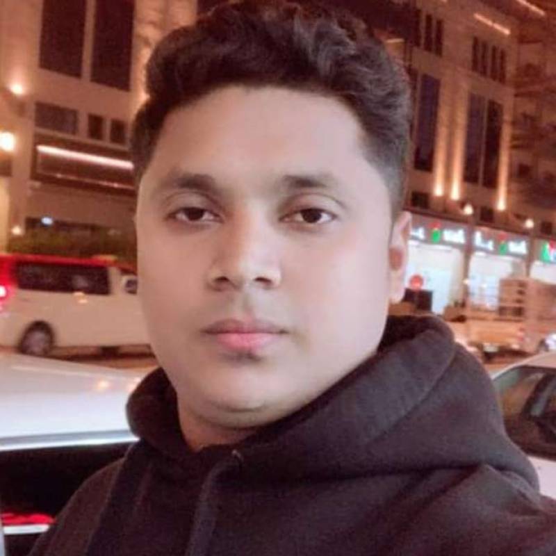 Hasan, 34, United Kingdom
