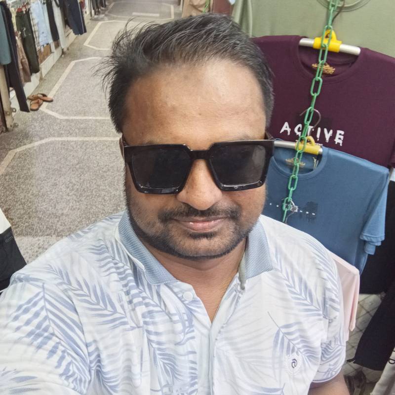 Anik, 32, Canada