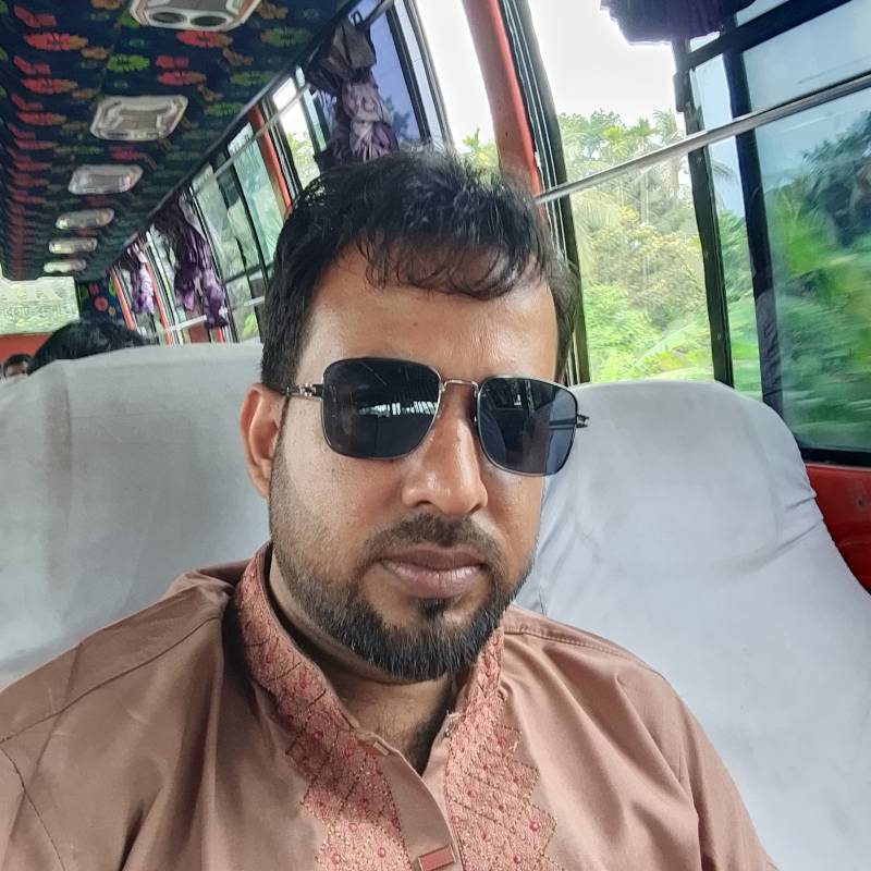 Sumon, 36, Pakistan