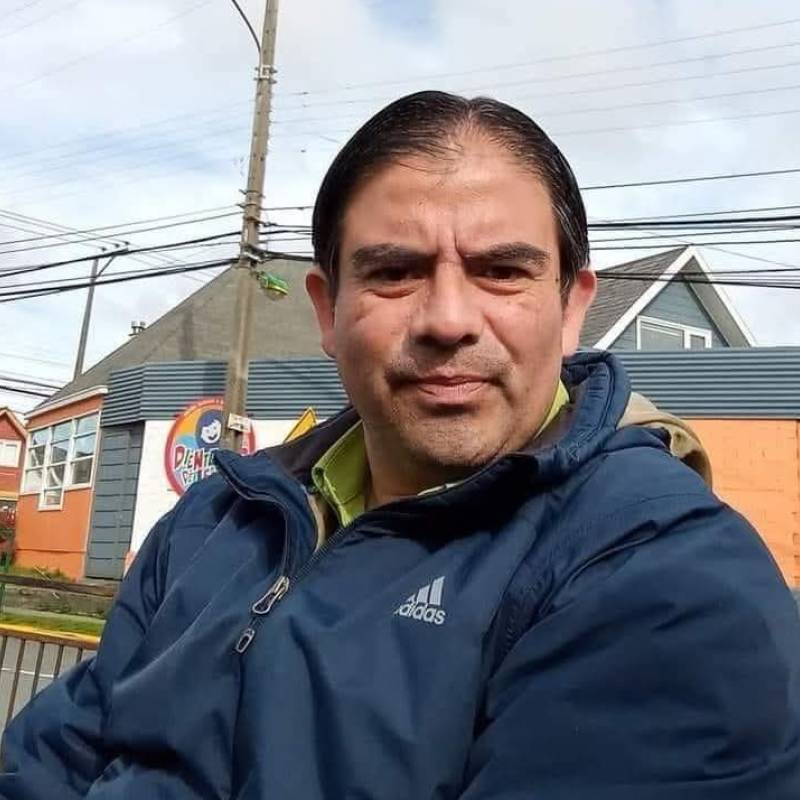 Carlos, 38, Brussels