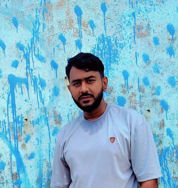 MD CHANCHAL KHAN, 30, London