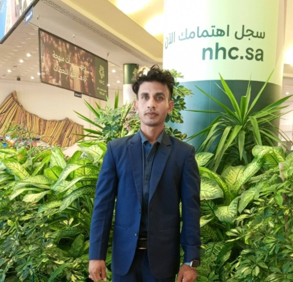 Hasan, 30, Scotland United Kingdom