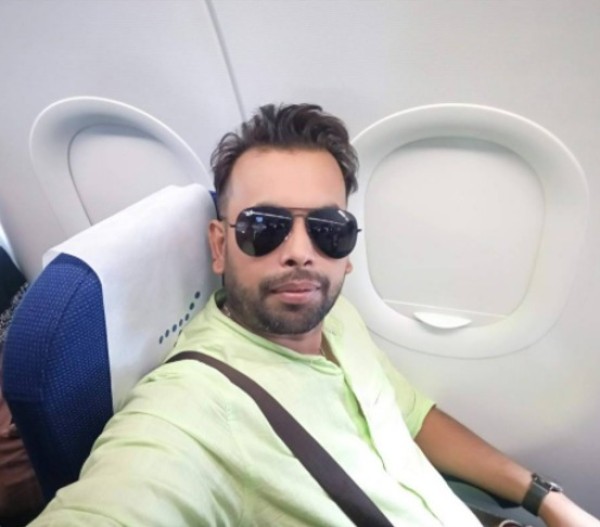 Raj, 43, GERMANY