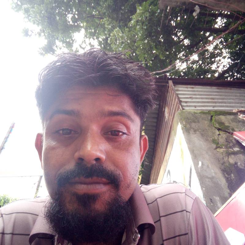 Nistobdho yachin, 32, LA