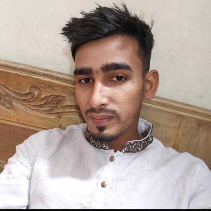 Rahat Islam, 28, Ecuador