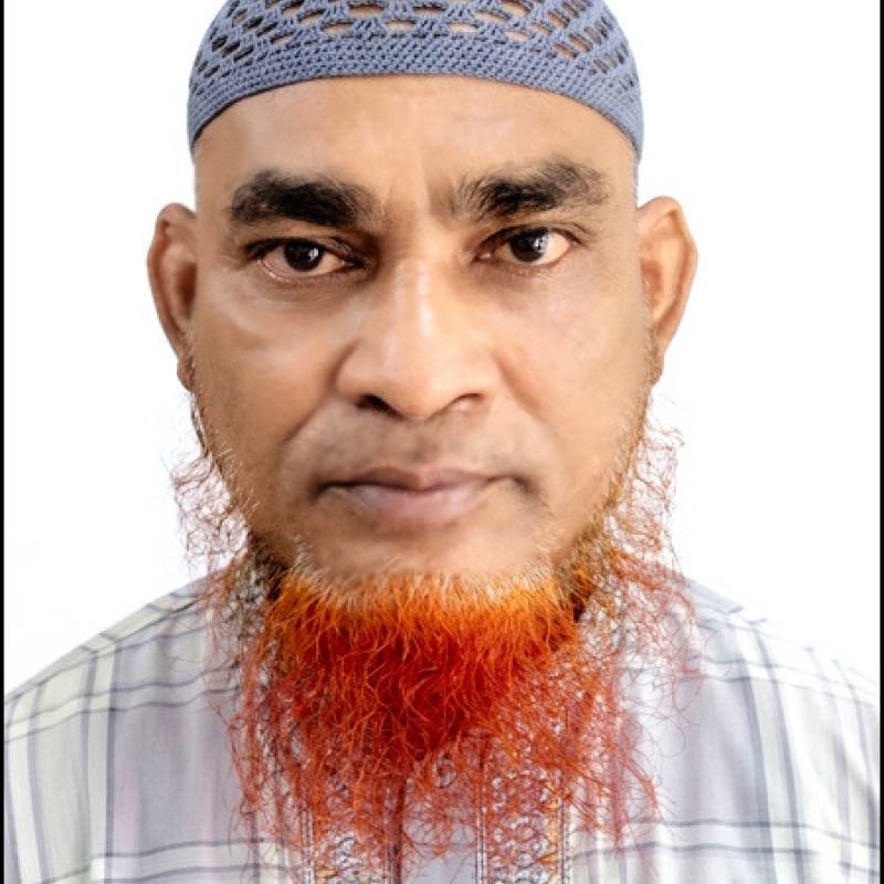 Shah Alam, 52, Douala