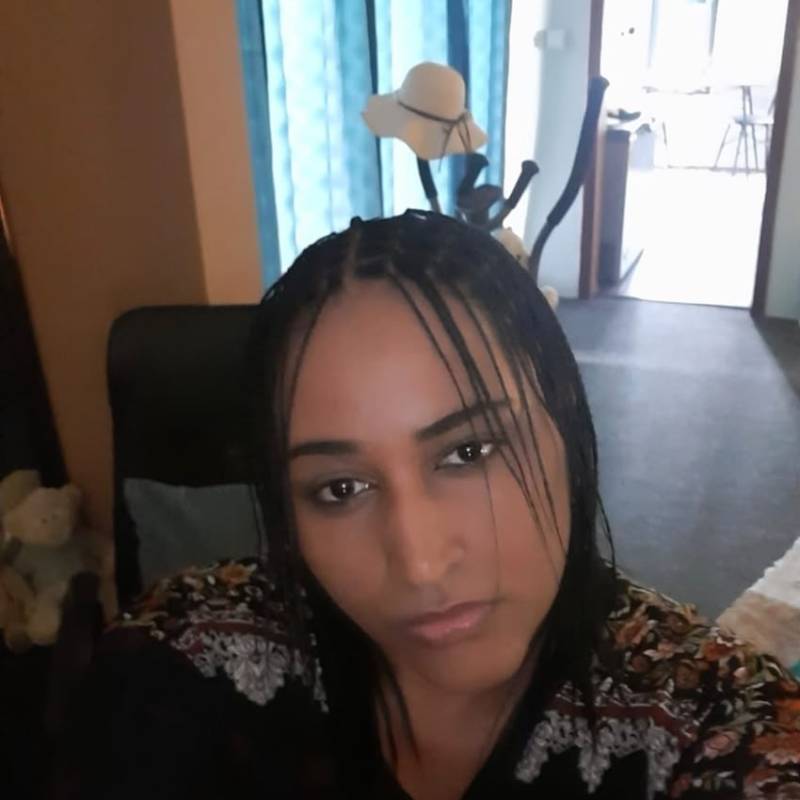 Mona Barbie, 31, Sofia