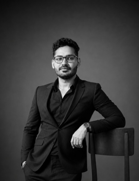 Vishal, 25, Dom ale