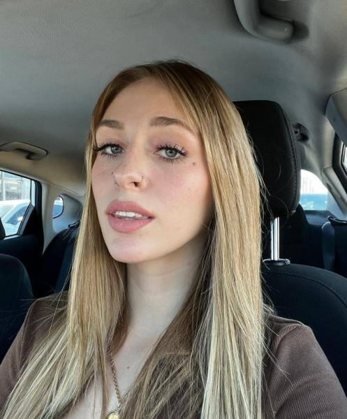 Claire, 32, Saudi Arabia