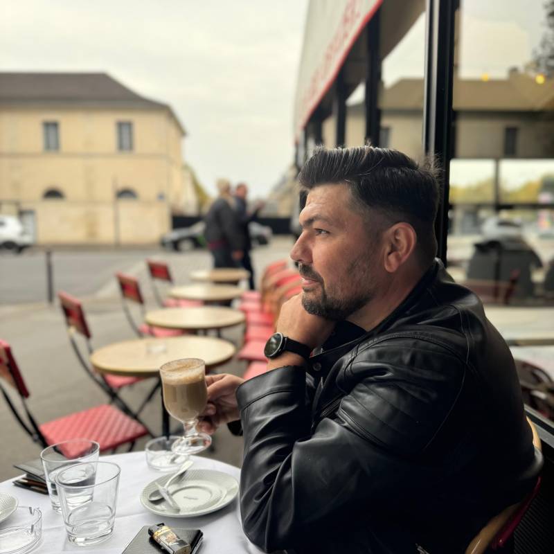 Pedro43 dating