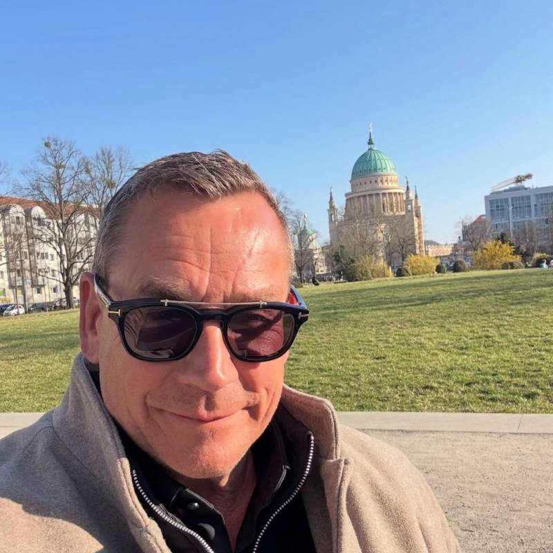 Eriksson21275 dating
