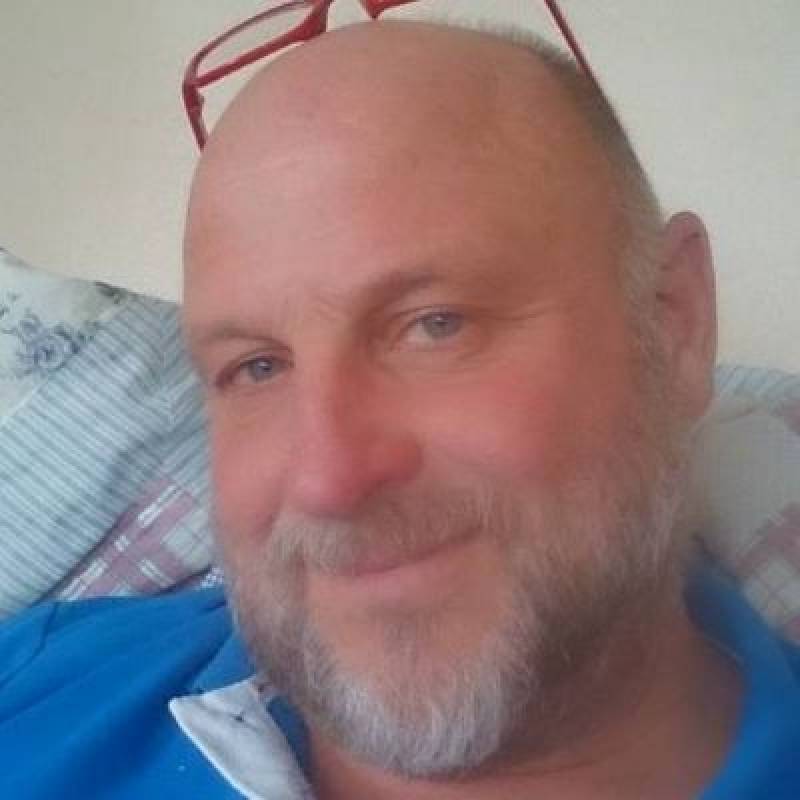 Craig16049 dating