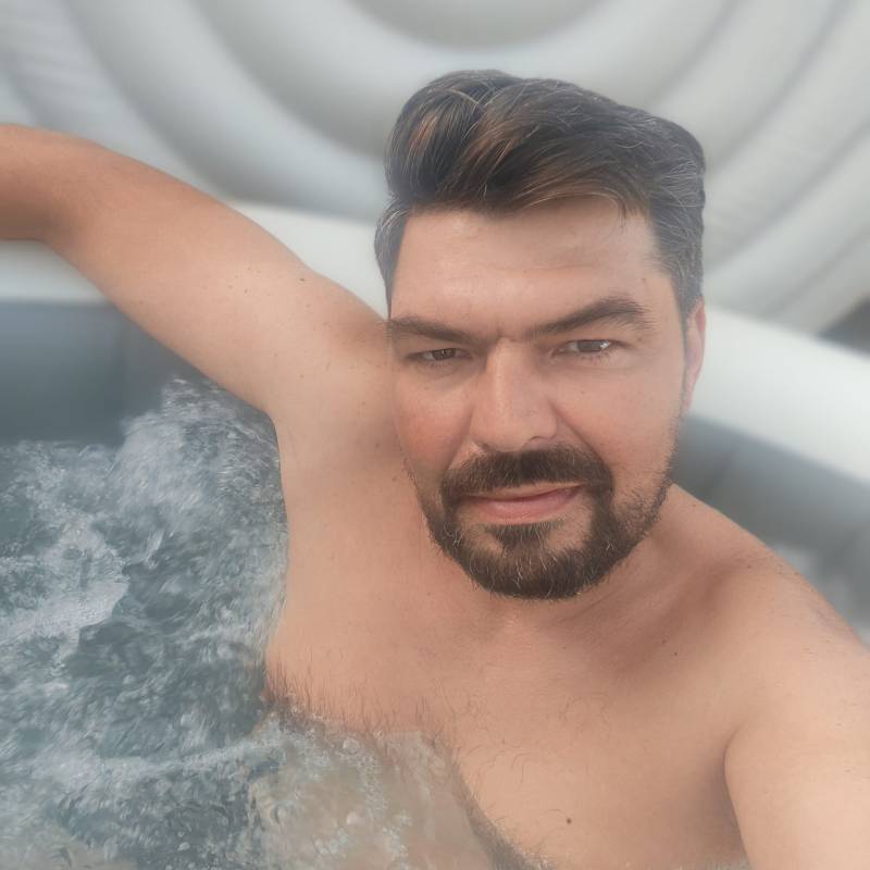 Pedro43 dating